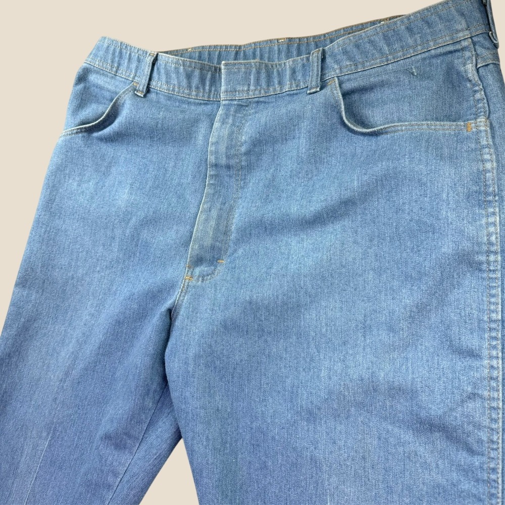 Vintage Comfort Action Sports Jeans Men 40x32 Light Wash Straight Baggy Grandpa